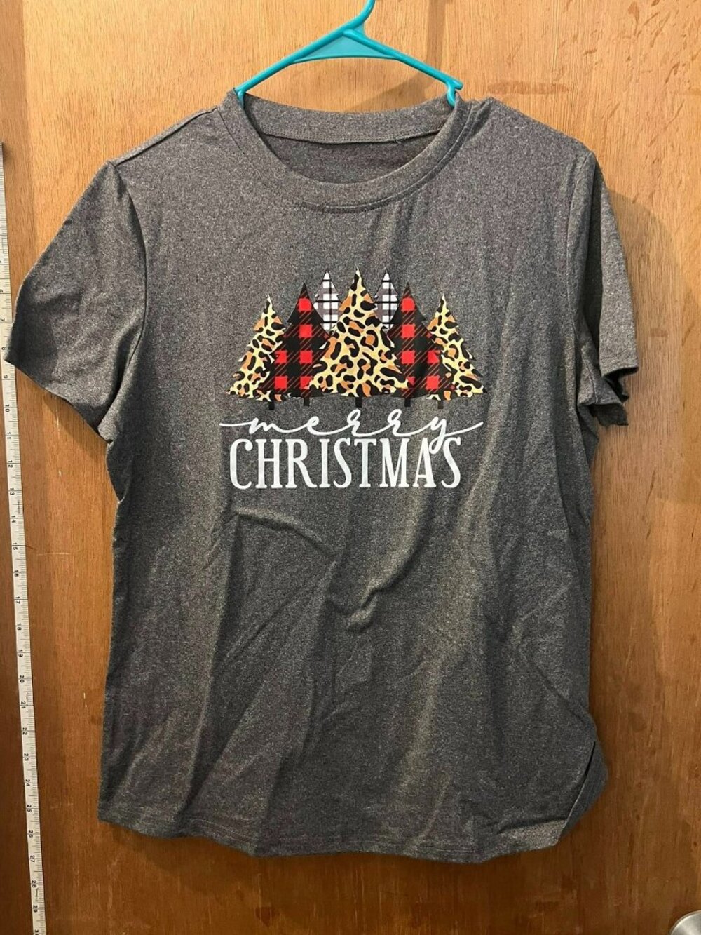 🐻Size M - Short Sleeve Christmas T-Shirt
